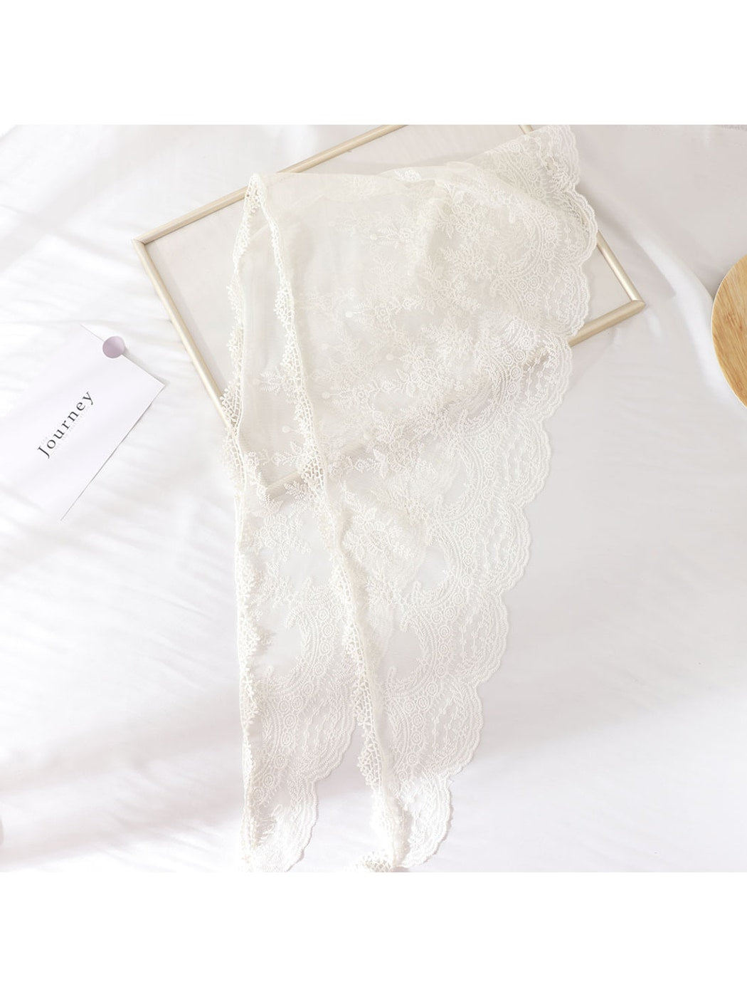 Scarvii - Floral Lace Wave Trim Triangle Bandana