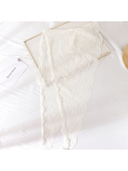 Scarvii - Floral Lace Wave Trim Triangle Bandana