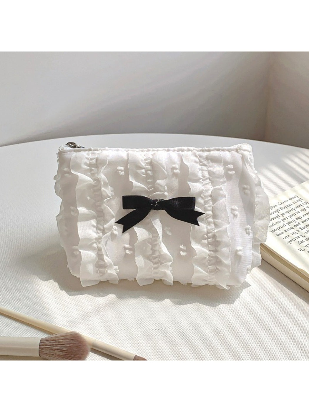 Cosbai - Ruffle Bow Cosmetic Pouch