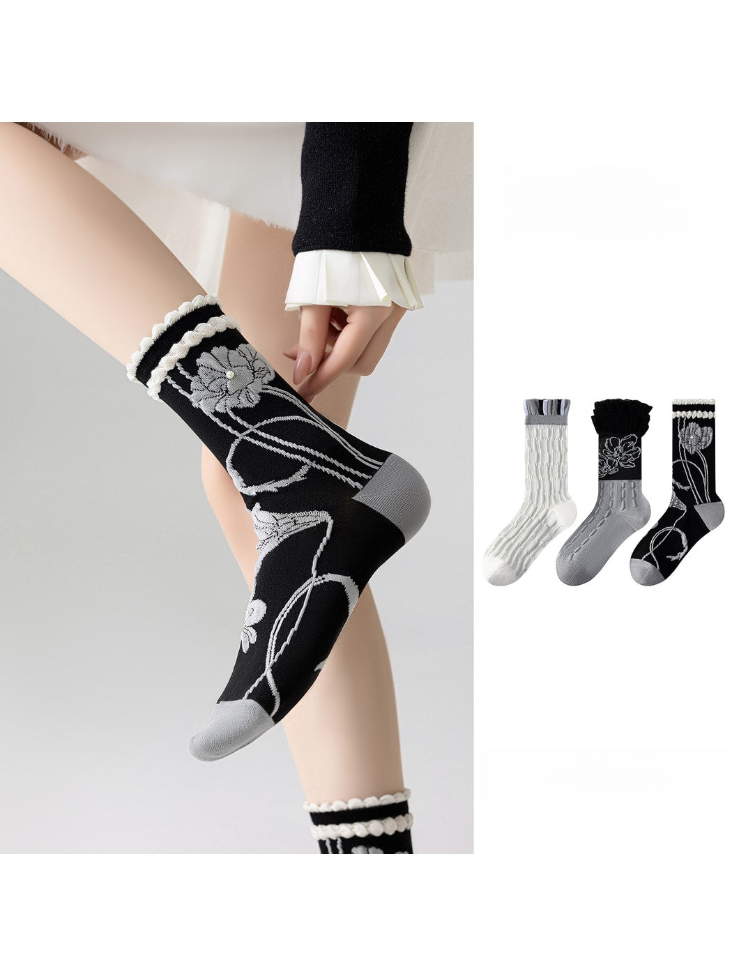 Rufia - Vintage Style Floral Line Art Crew Socks