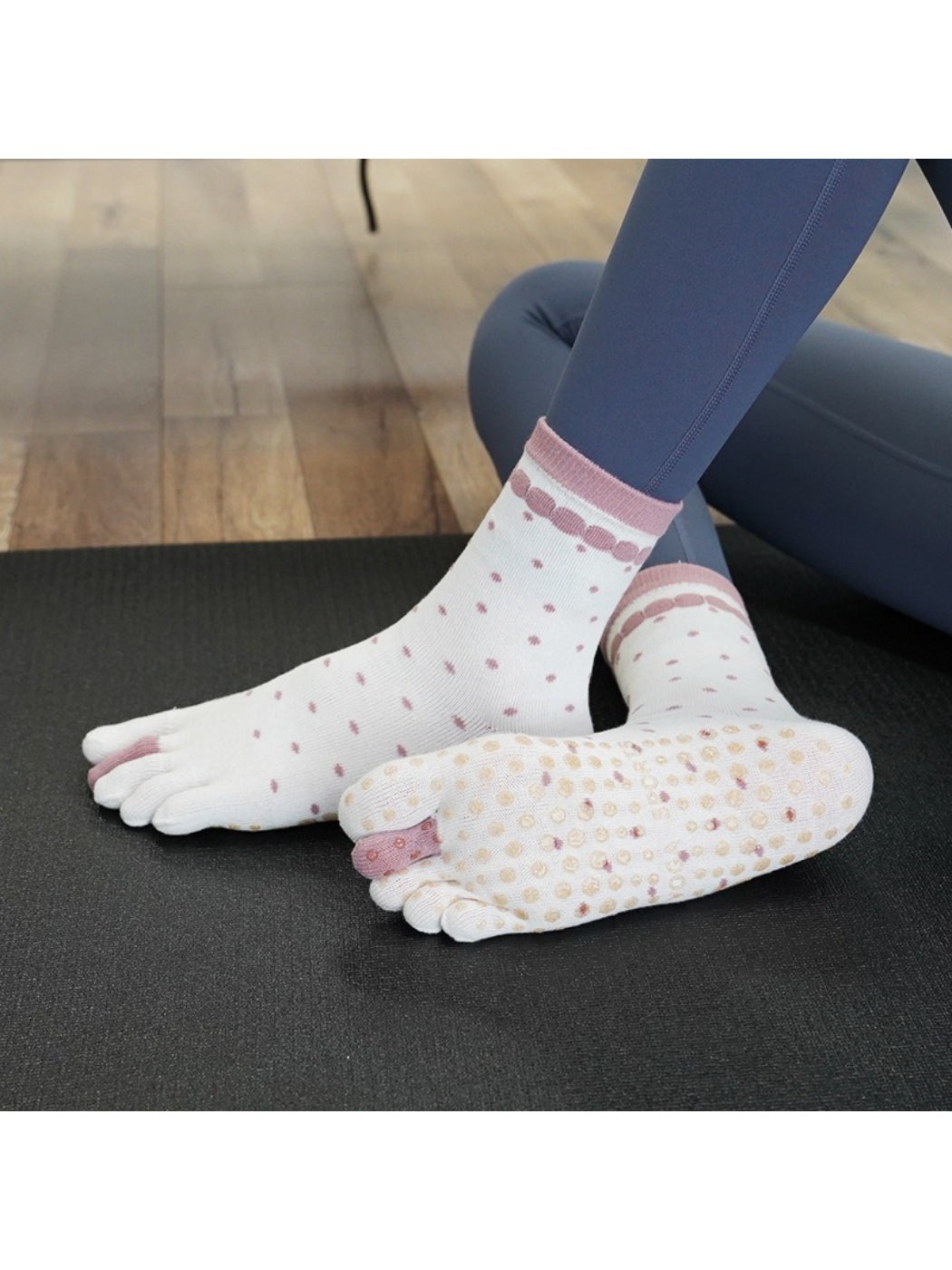 Rufia - Five-Toe Non-Slip Yoga Socks