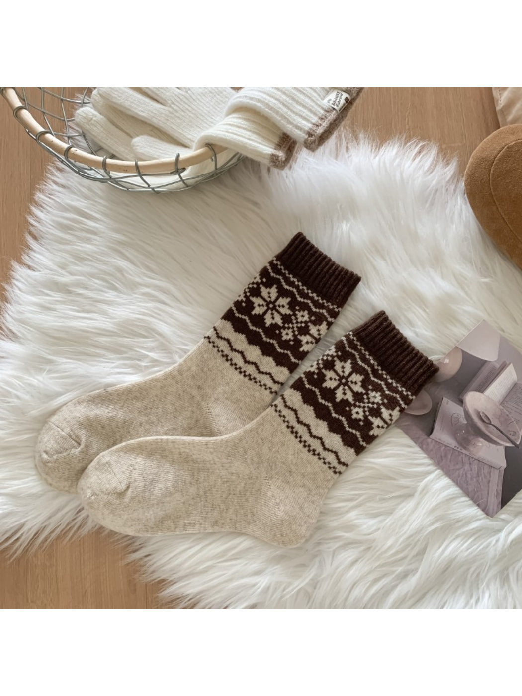 Rufia - Nordic Snowflake Crew Socks