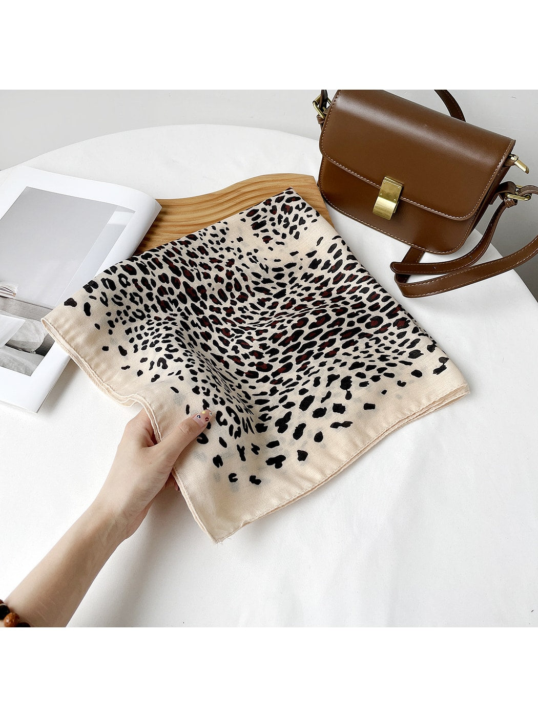 Scarvii - Fashion Leopard Print Square Scarf