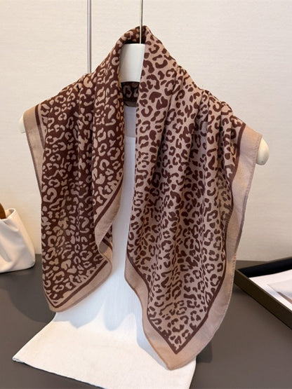 Scarvii - Classic Scarf with Leopard Print