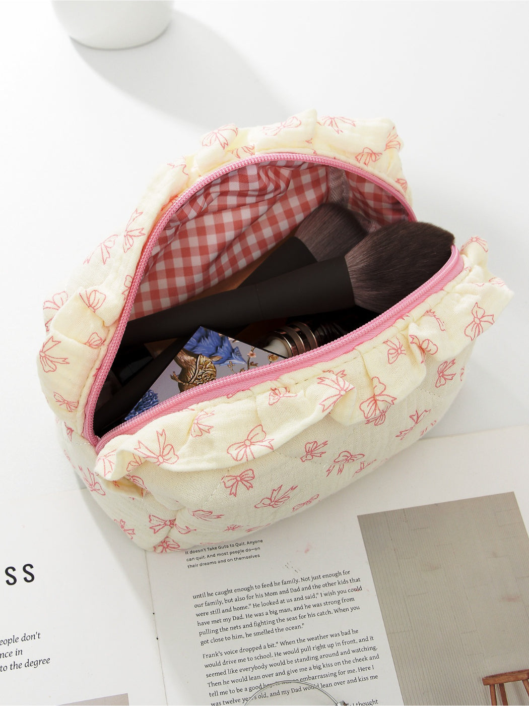Cosbai - Quilted Cherry Makeup Pouch with Bow Pattern detail view 5