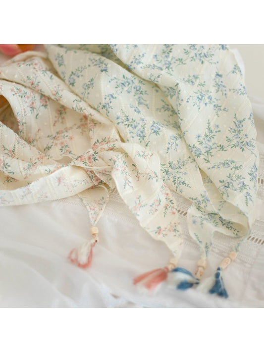 Scarvii - Sweet Floral Print Triangle Bandana
