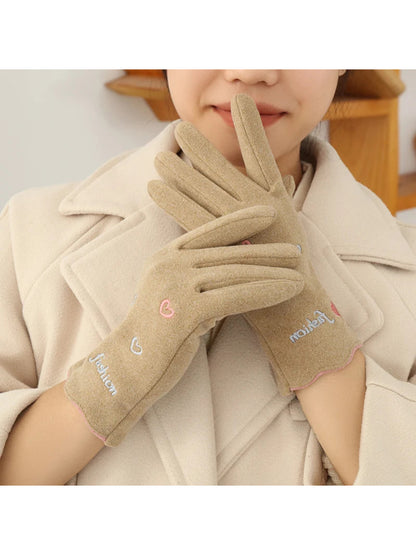 Gloving - Embroidered Heart Soft Knit Gloves