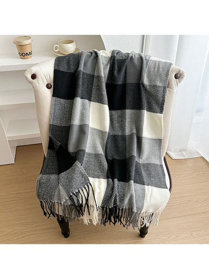 Scarvii - Colorblock Plaid Fringed Winter Scarf
