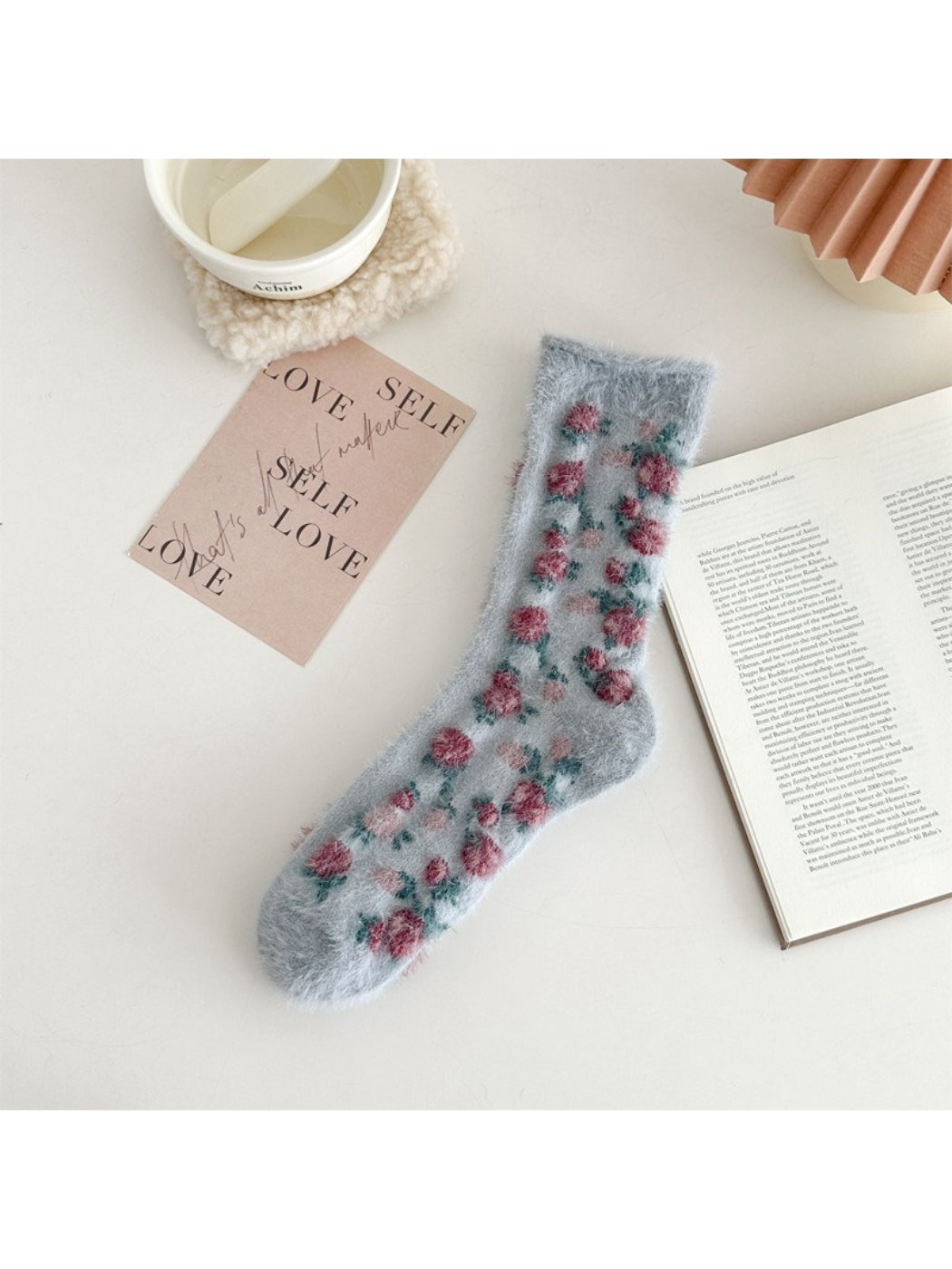 Rufia - Soft Floral Texture Crew Socks