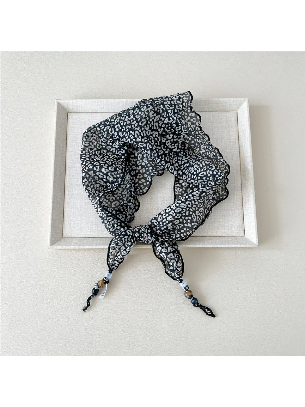 Scarvii - Retro Prin Bead Tip Triangular Scarf