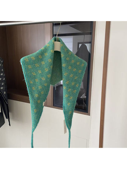 Scarvii - Mini Floral Triangle Knit Scarf