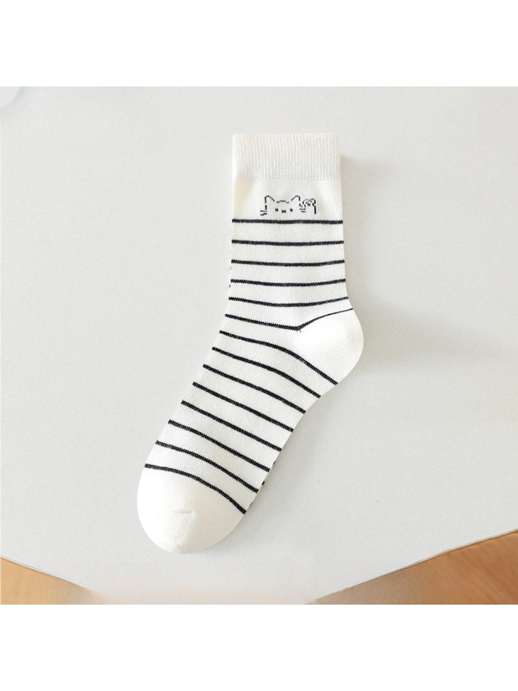 Rufia - Playful Cartoon Cat Theme Crew Socks
