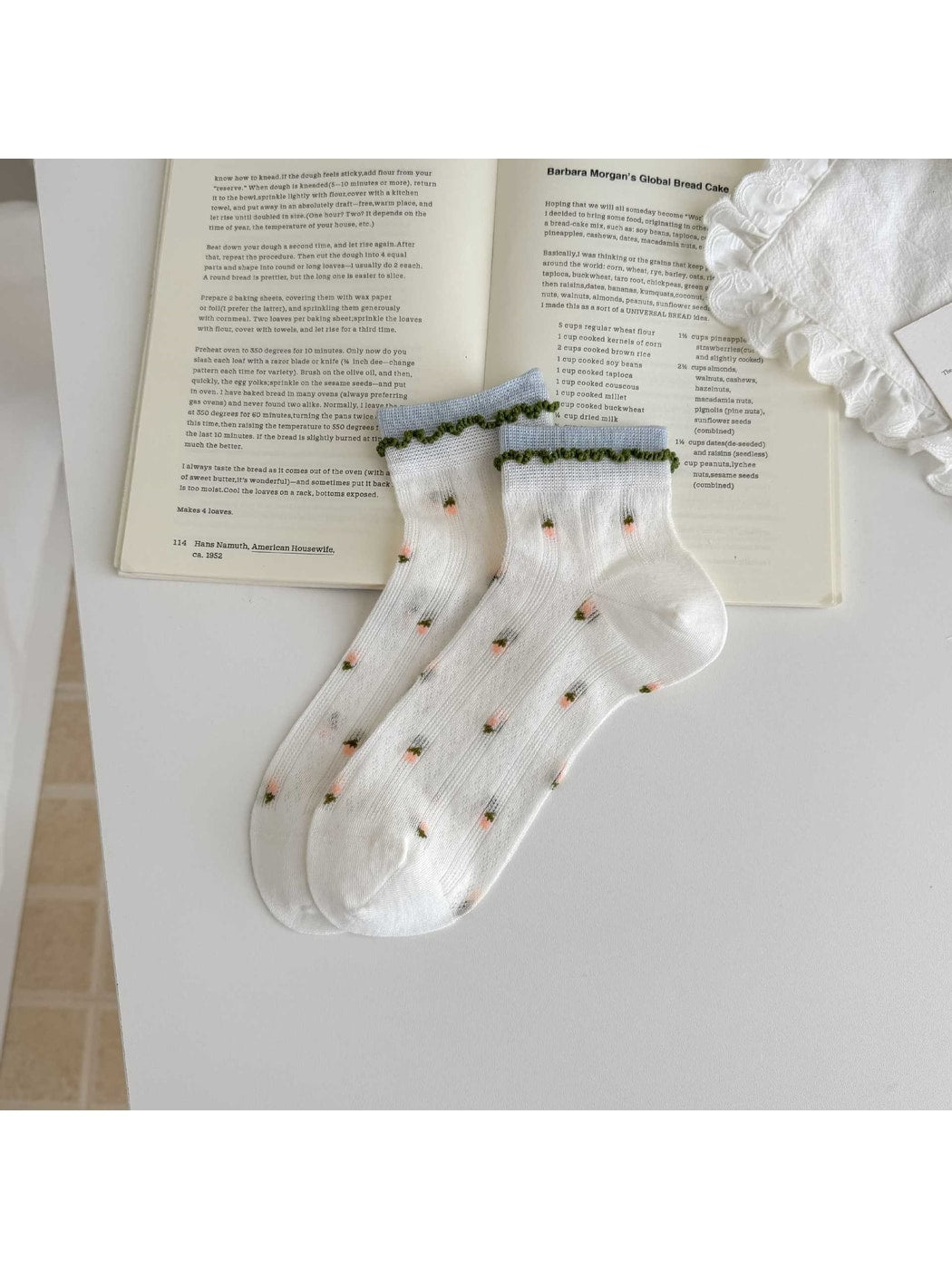 Rufia - Floral Pattern Ankle Socks with Trim