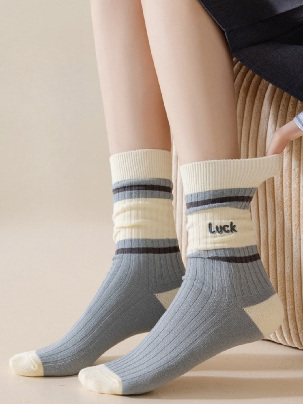 Rufia - Winter Mid-Calf Socks with Puppy & Letter Embroidered
