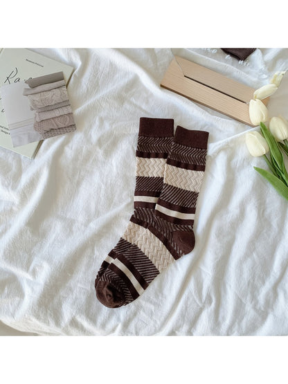 Rufia - Textured Zigzag Stripe Crew Socks