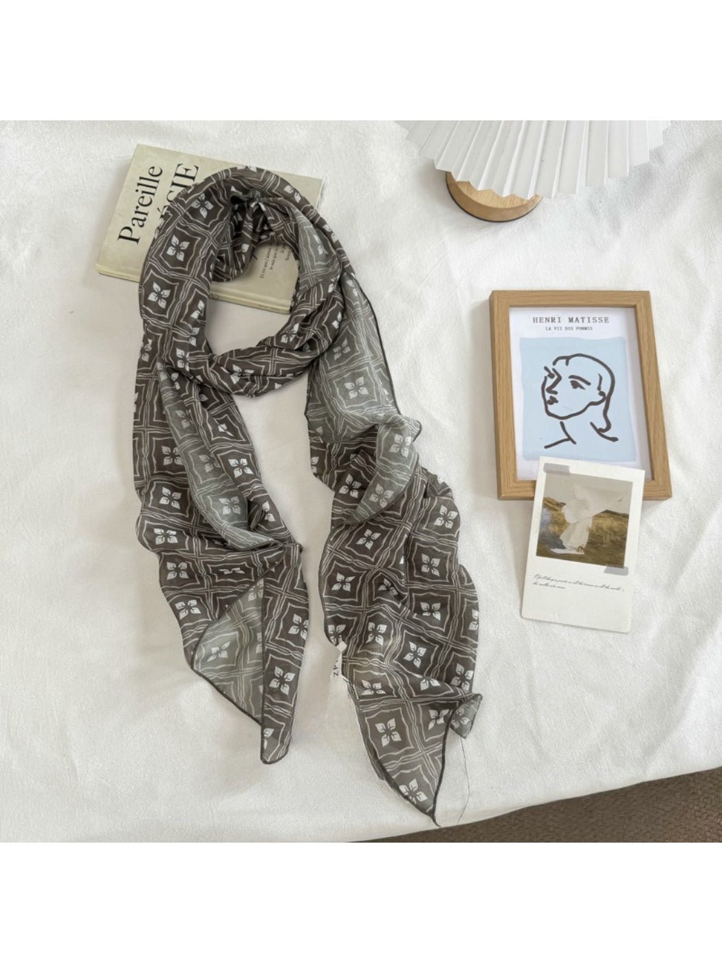 Scarvii - Vintage Print Long Scarf