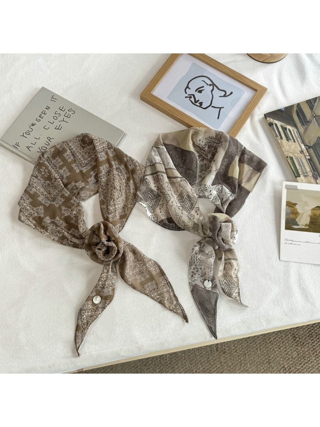 Scarvii - Vintage Style Floral Print Neck Scarf