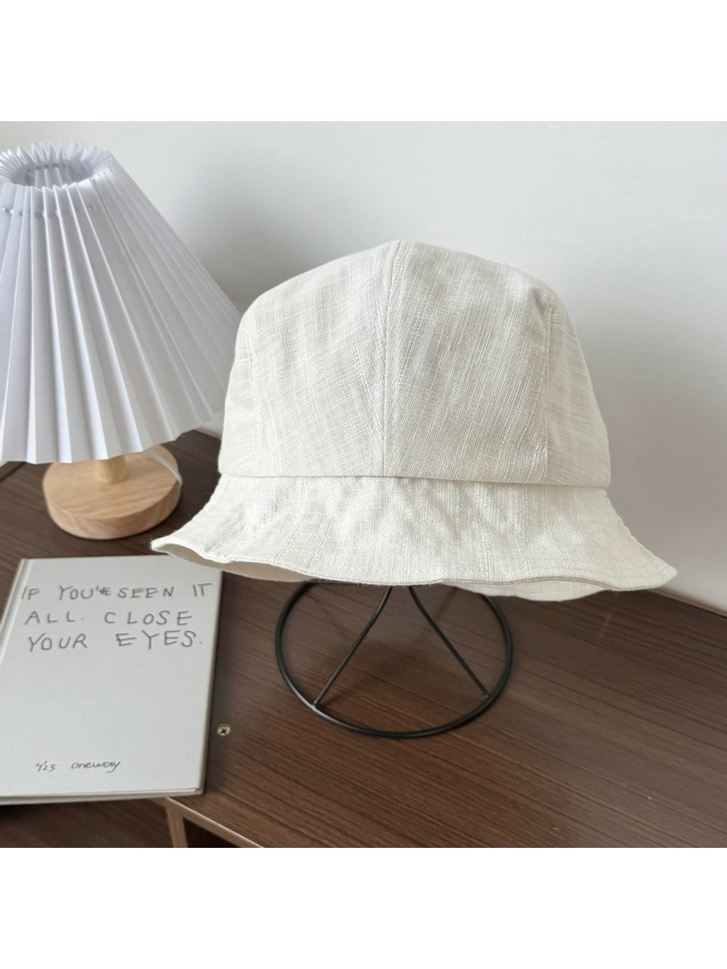 Haila - Simple Pattern Wide Brim Bucket Hat