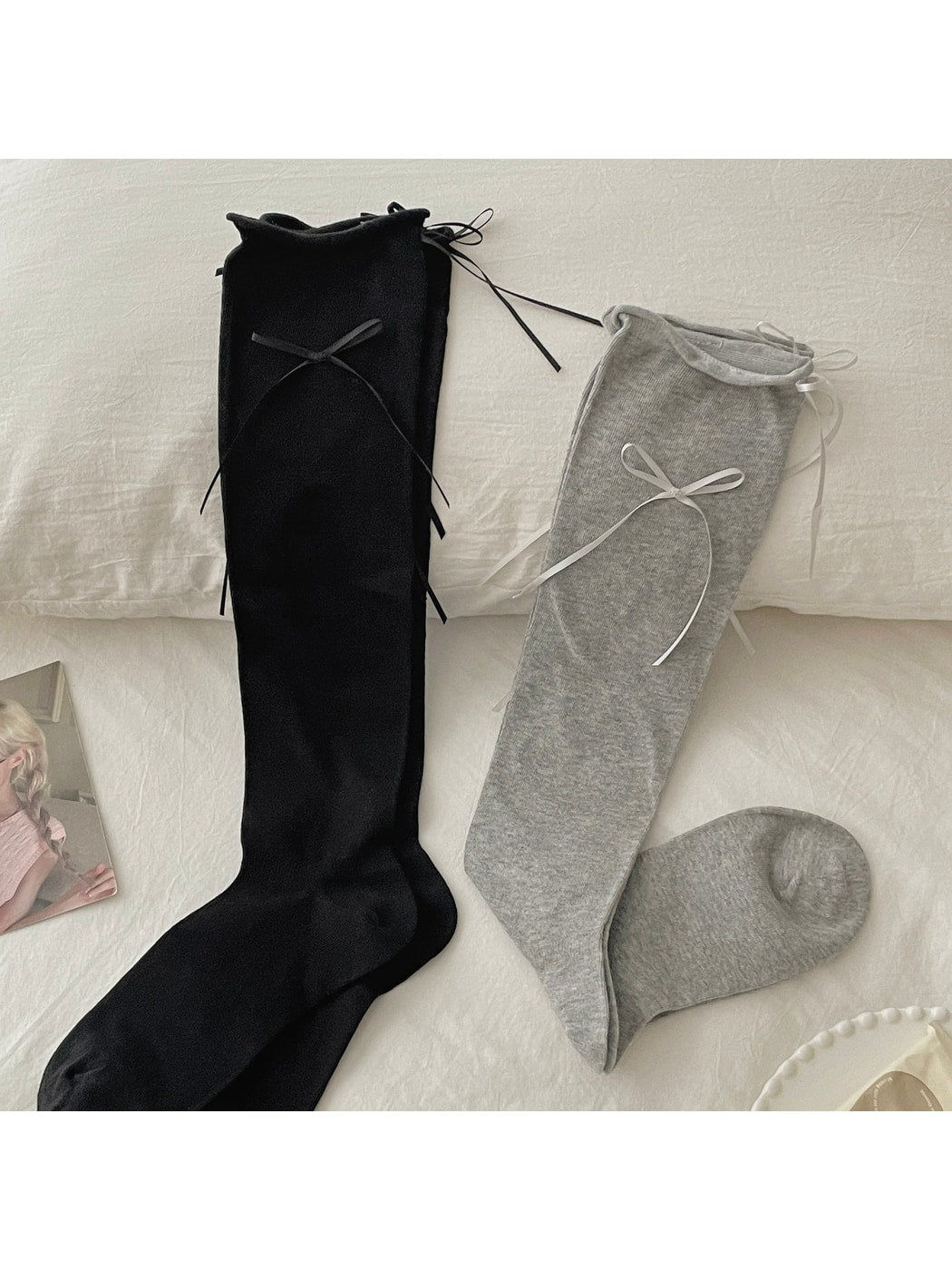 Rufia - Solid Style Bow Detail Mid Calf Socks