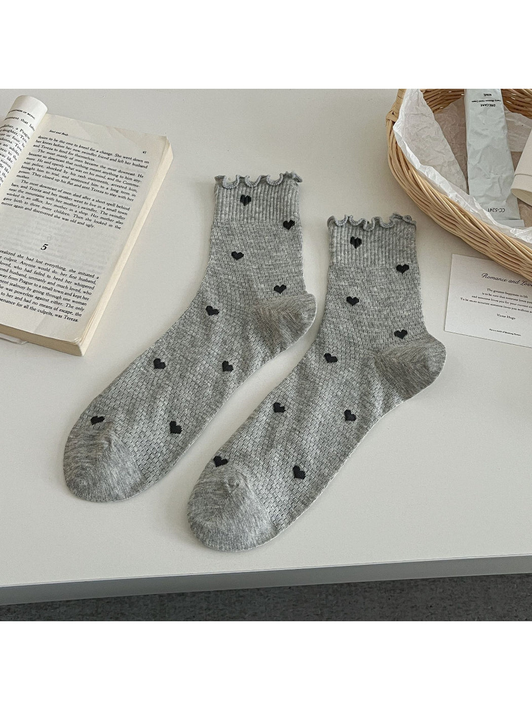 Rufia - Heart Mesh Ruffle Crew Socks product image 8