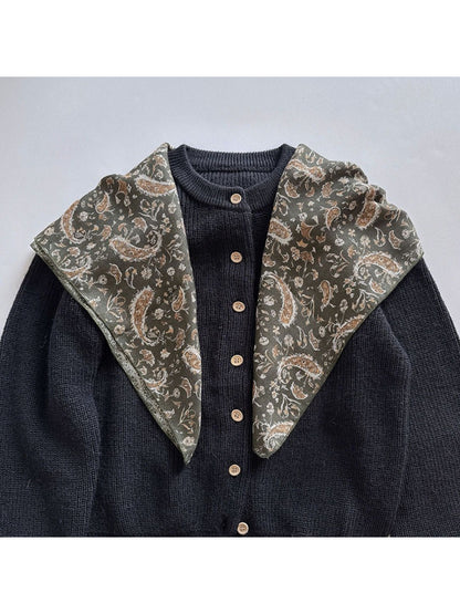 Scarvii - Retro Paisley Pattern Square Scarf