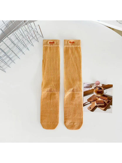 Rufia - Bow Embroidered Ribbed Crew Socks product image 3