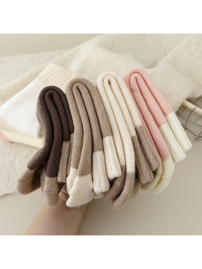 Rufia - Soft Creamy Tone Everyday Crew Socks
