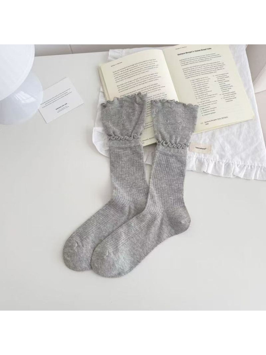 Rufia - Elegant Ruffle Trim Solid Color Crew Socks
