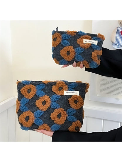 Cosbai - Plush Retro Flower Pouch