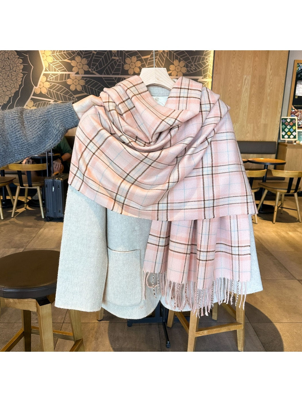 Scarvii - Checked Tassel Everyday Style Scarf