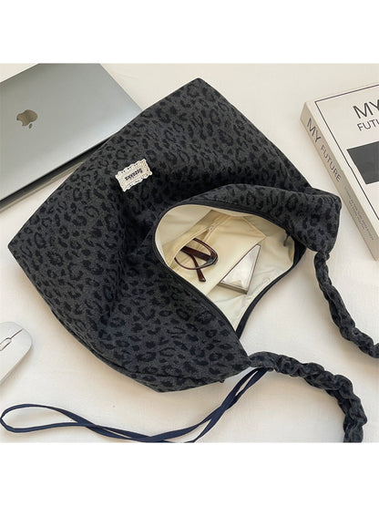 Cosbai - Leopard Print Ruched Strap Hobo Bag