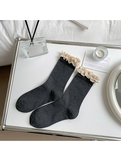 Rufia - Solid Color Ribbed Lace Trim Crew Socks