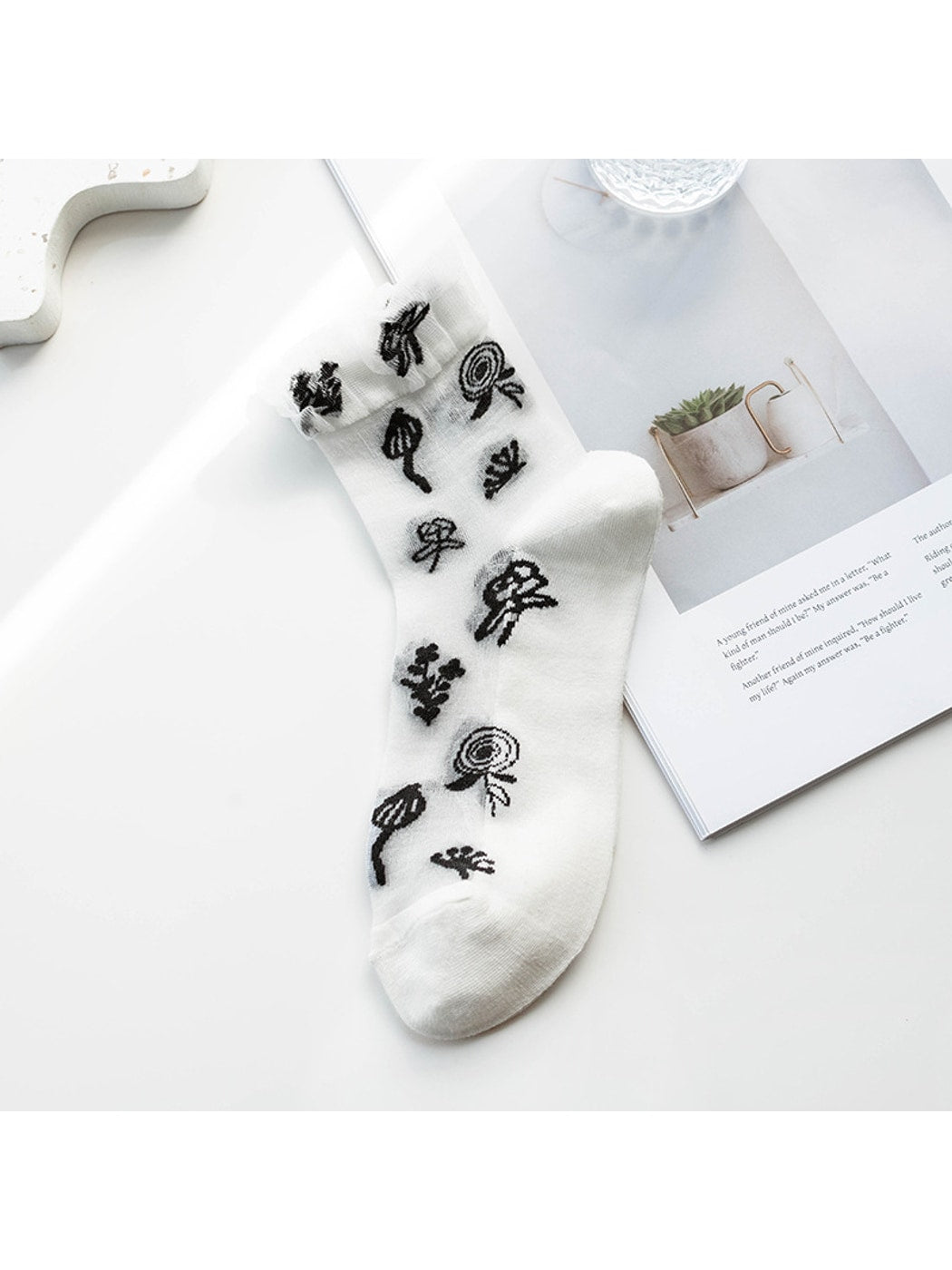 Rufia - Ruffle Cuff Floral Crew Socks