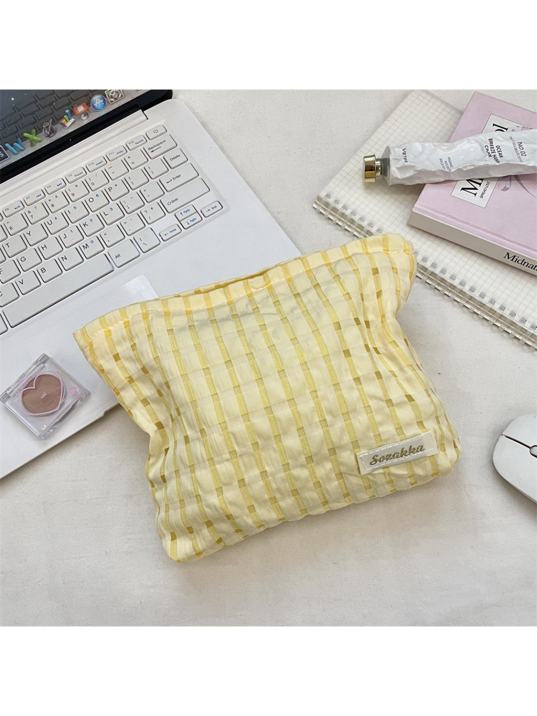 Cosbai - Textured Check Makeup Bag