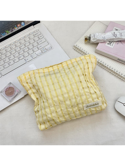Cosbai - Textured Check Makeup Bag