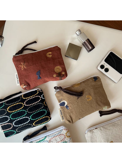 Cosbai - Retro Embroidered Rectangular Zip Pouch