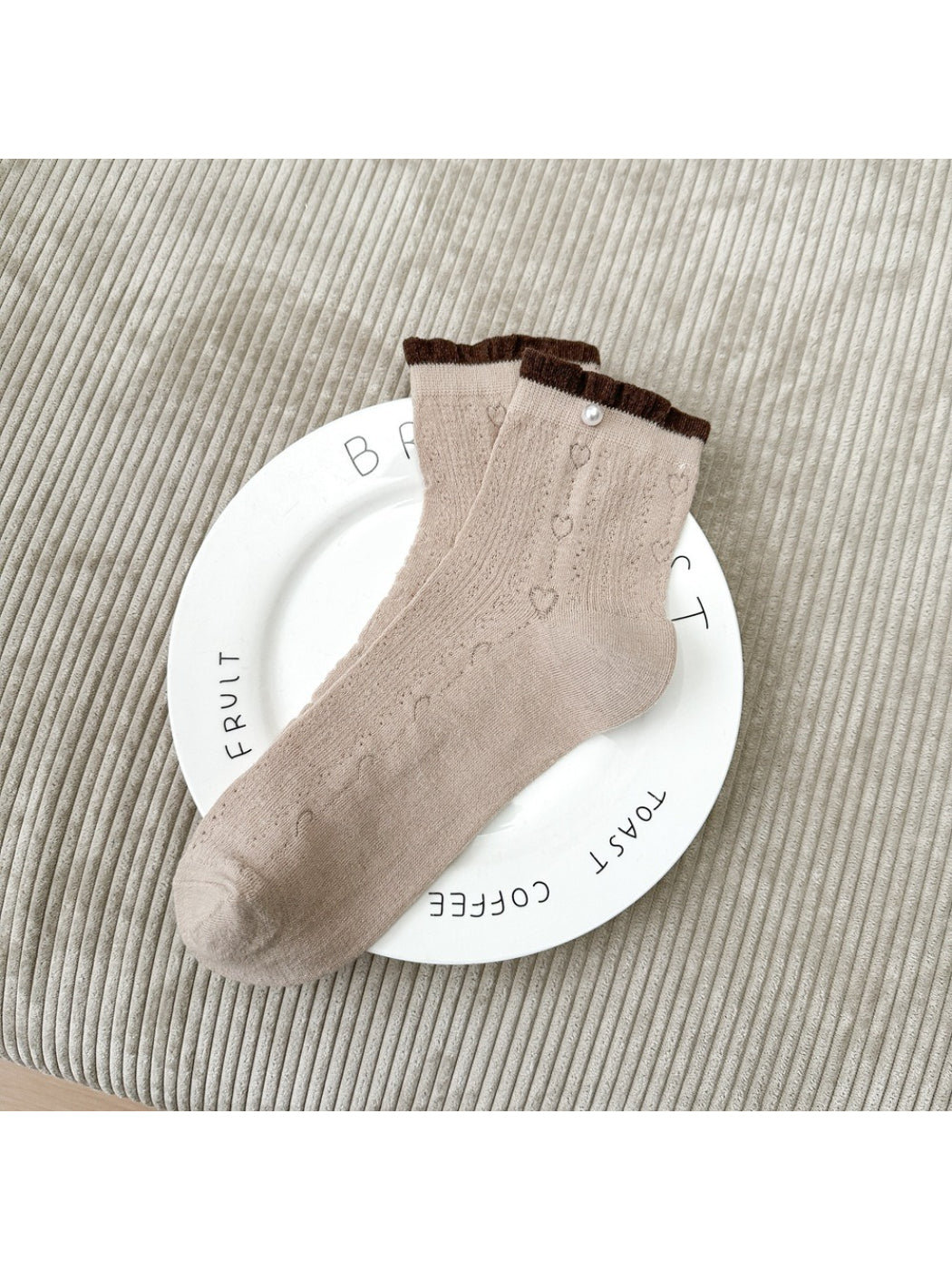 Rufia - Heart Knit Button Detail Crew Socks product image 4