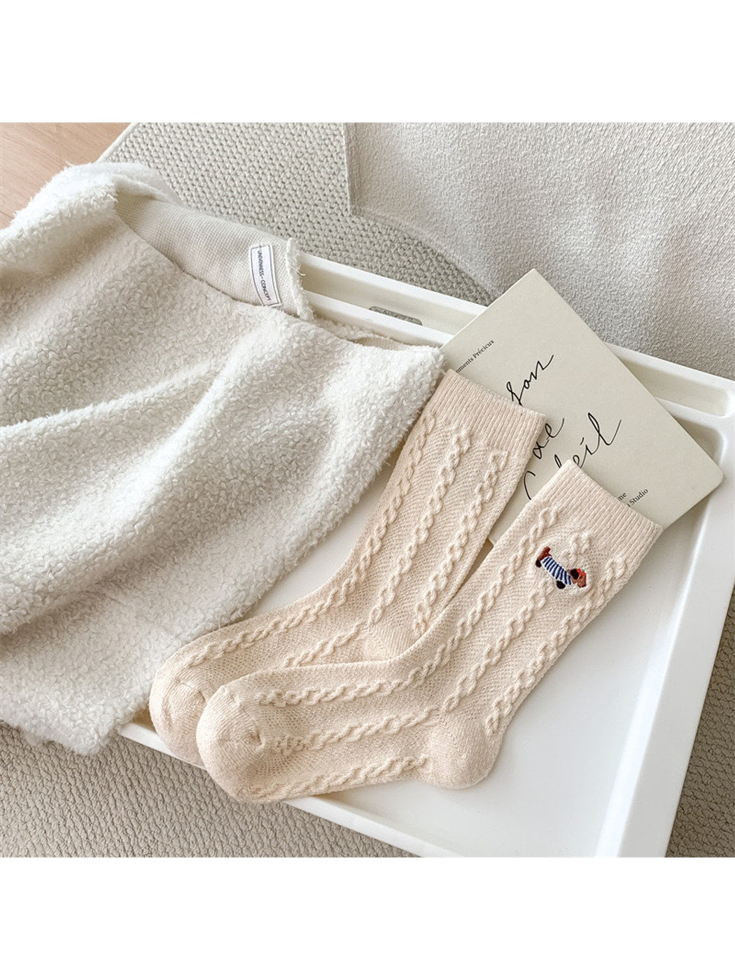 Rufia - Cute Dachshund Motif Knit Crew Socks