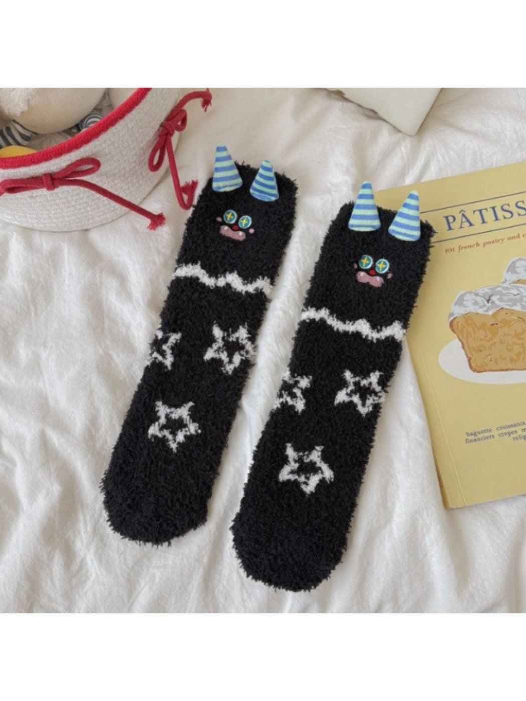 Rufia - Cartoon Star Monster Pattern Crew Socks