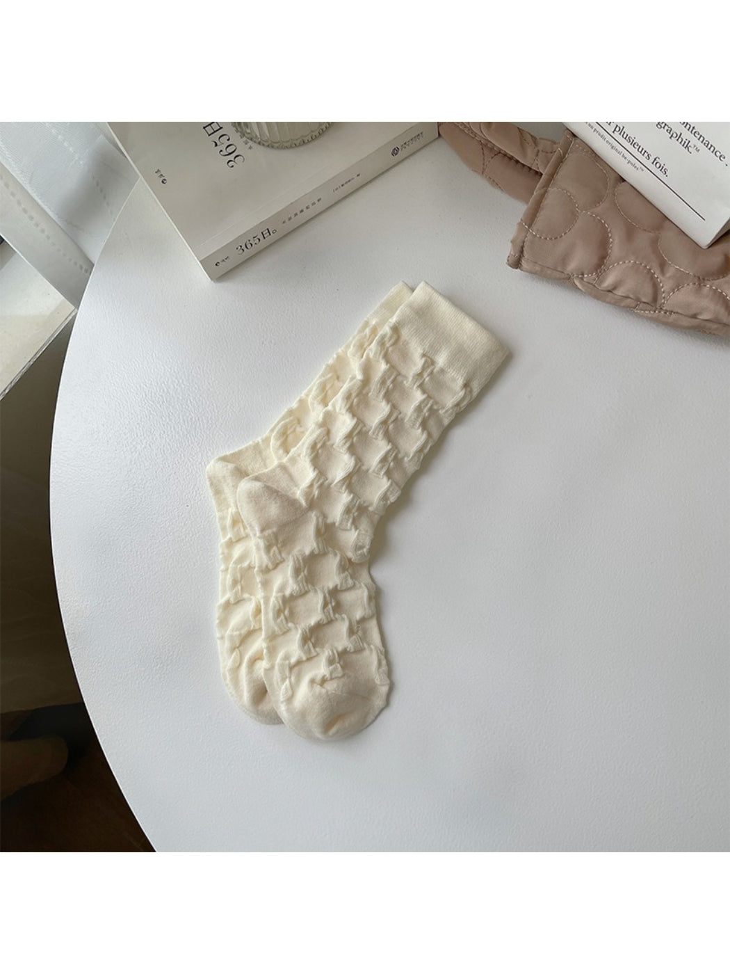 Rufia - Sculpted Texture Crew Socks