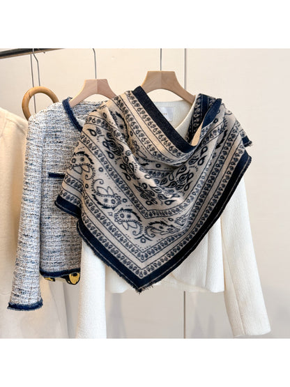 Scarvii - Vintage Paisley Triangle Shawl