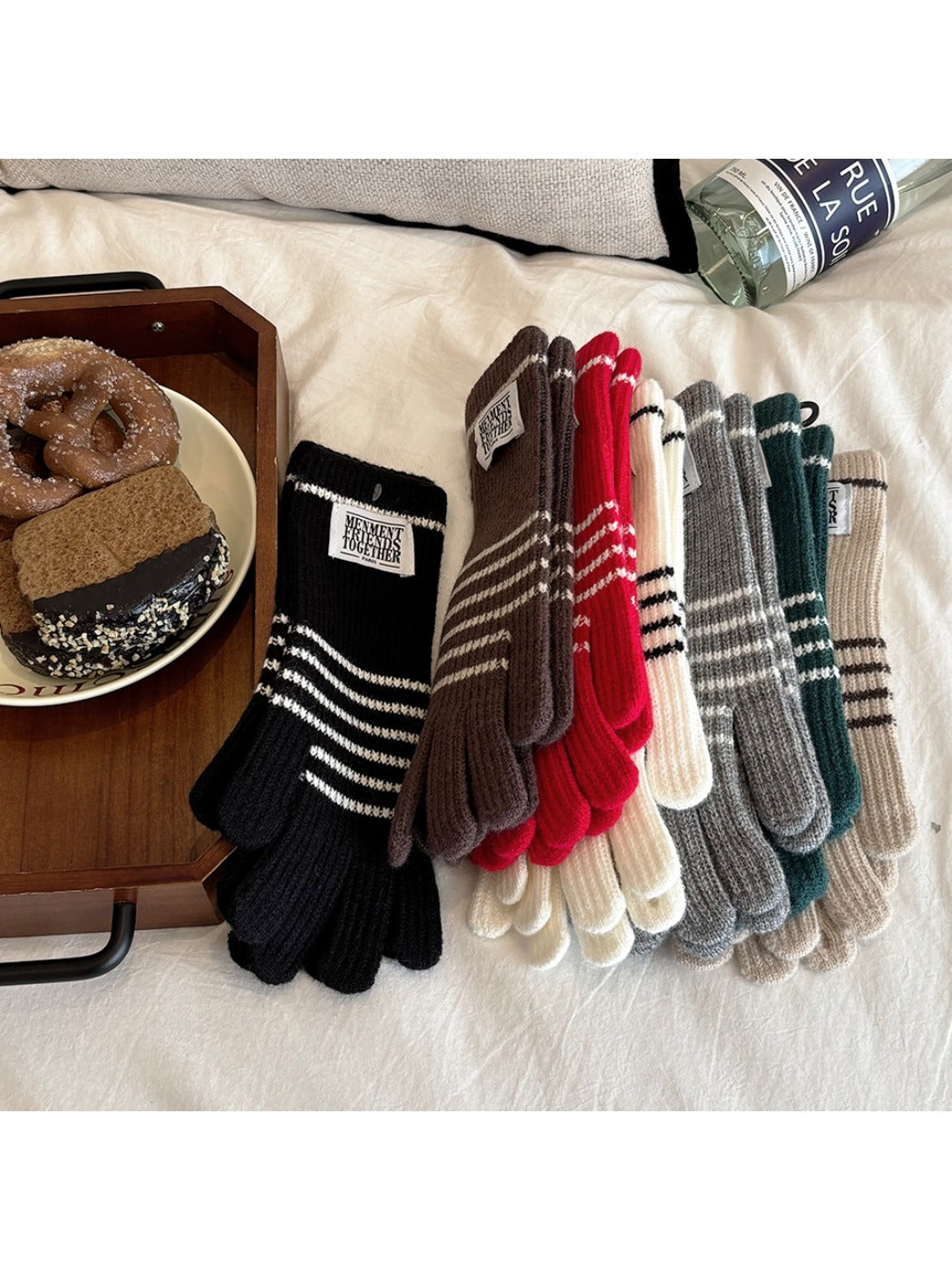 Gloving - Striped Women's Gloves with Tag