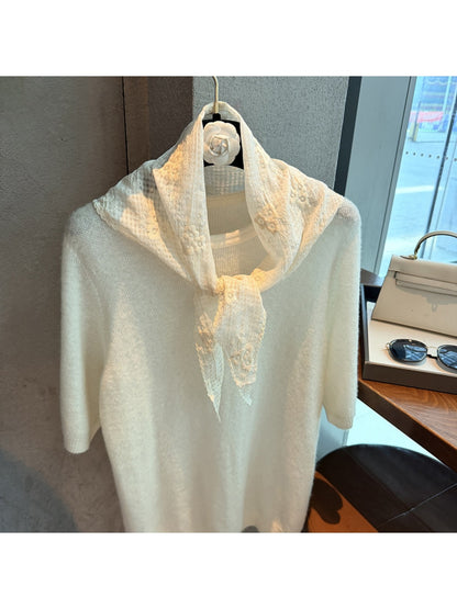 Scarvii - Floral Lace Hollow-Out Triangle Scarf