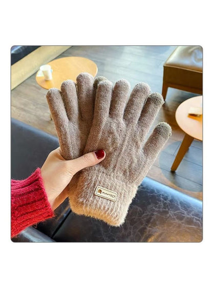 Gloving – Plush Knit Winter Gloves