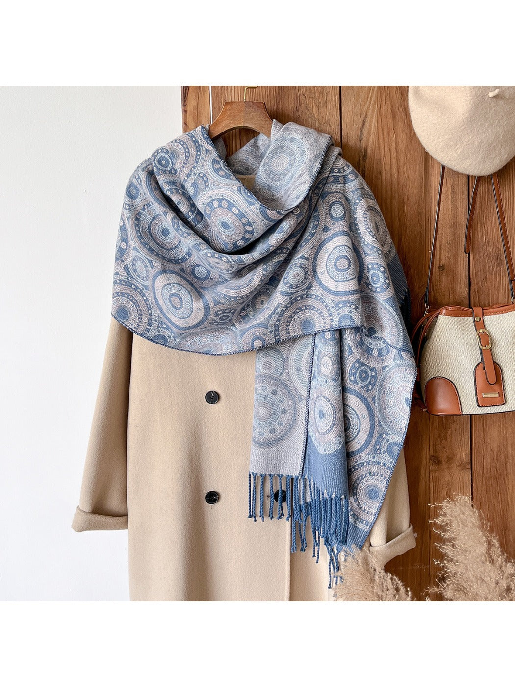 Scarvii – Circle Pattern Fringe Scarf & Wrap