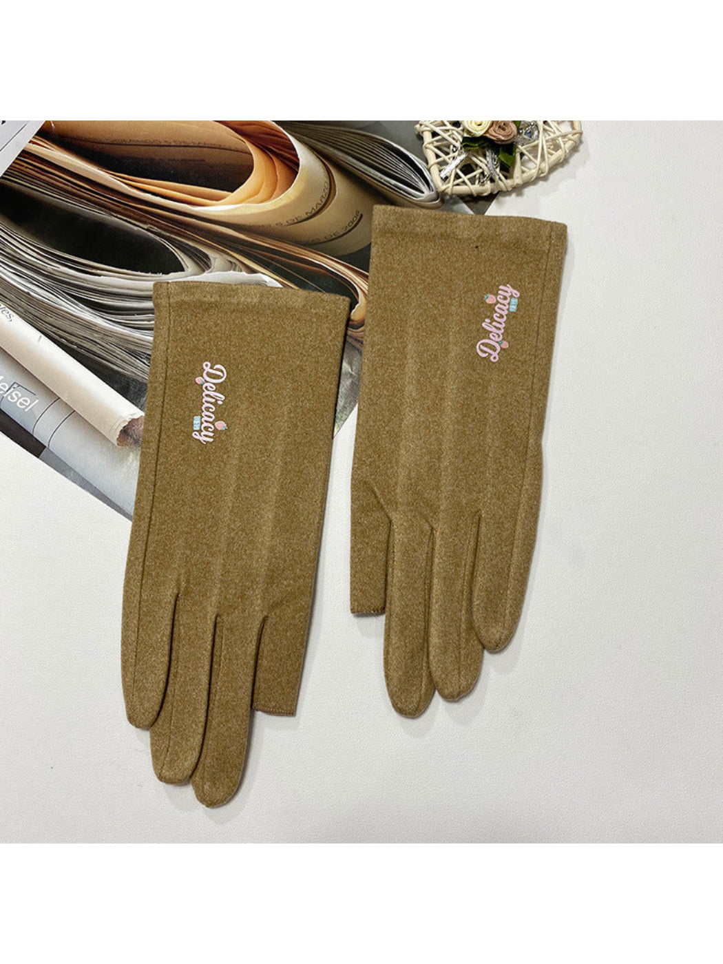 Gloving - Strawberry Accent Lettering Fingerless Gloves