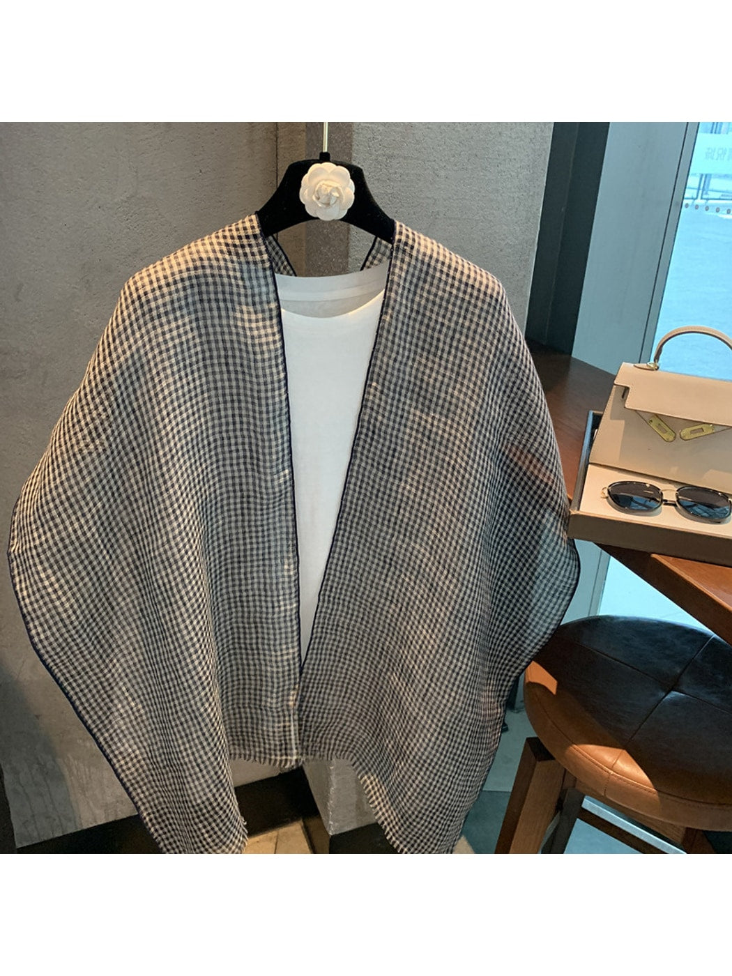 Scarvii - Vintage Minimal Grid Pattern Scarf