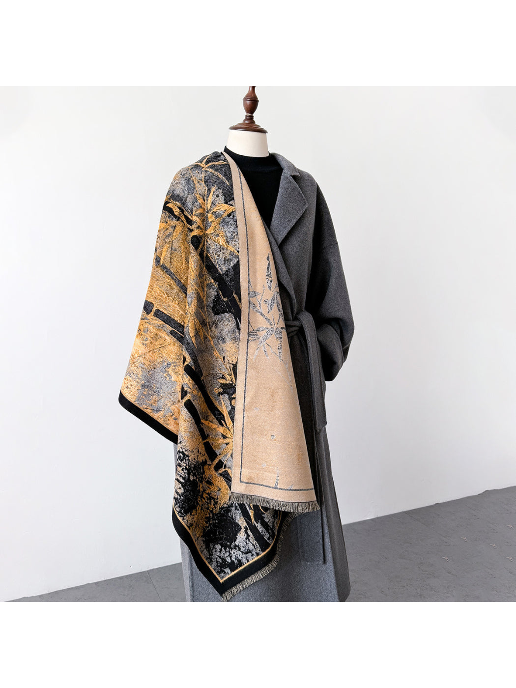 Scarvii - Bamboo Botanical Contrast Border Fringe Scarf
