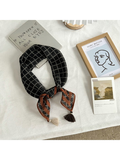 Scarvii - Vintage Paisley Print Styling Square Scarf