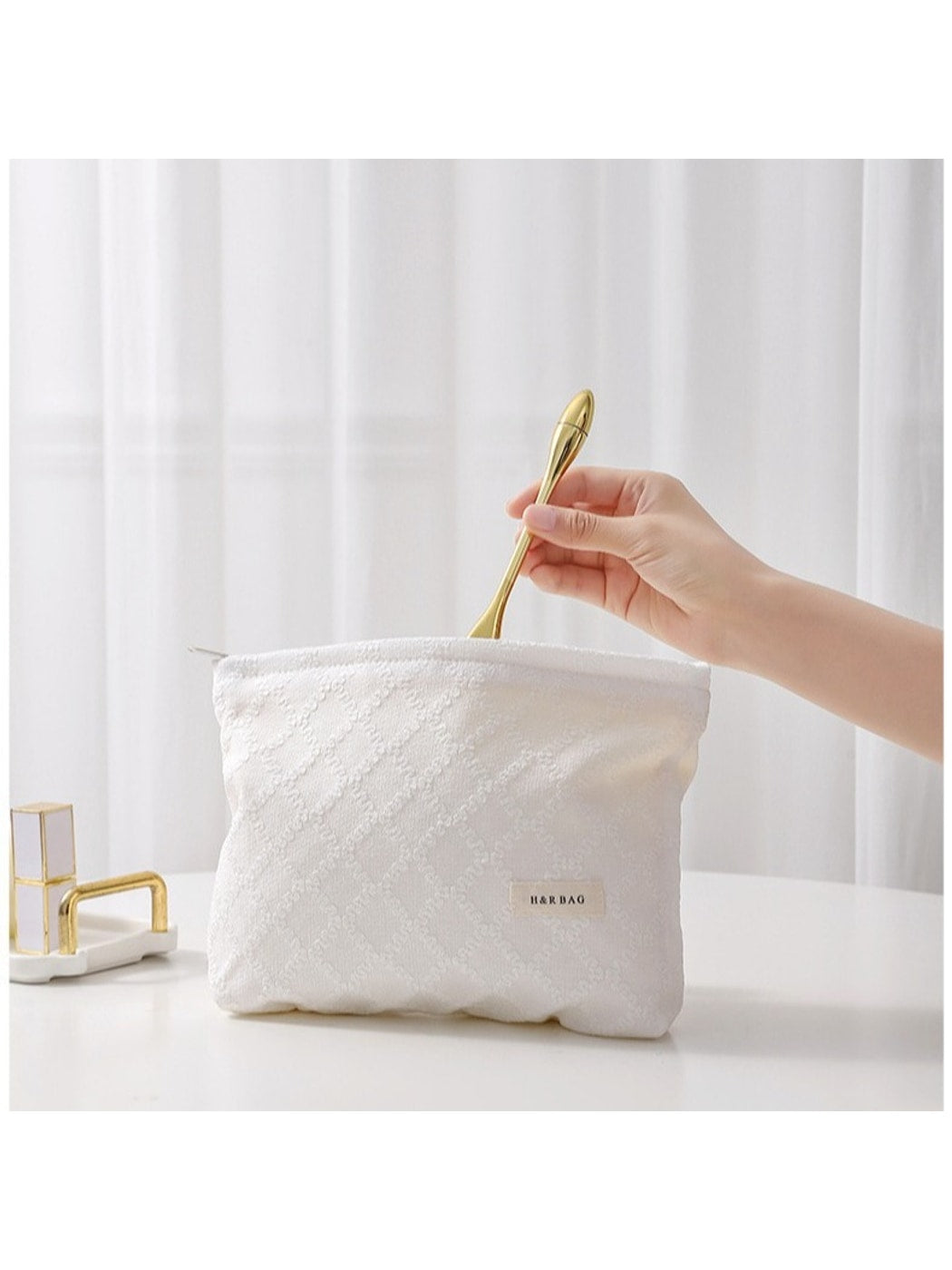 Cosbai - Embossed Square Pattern Zipper Makeup Bag